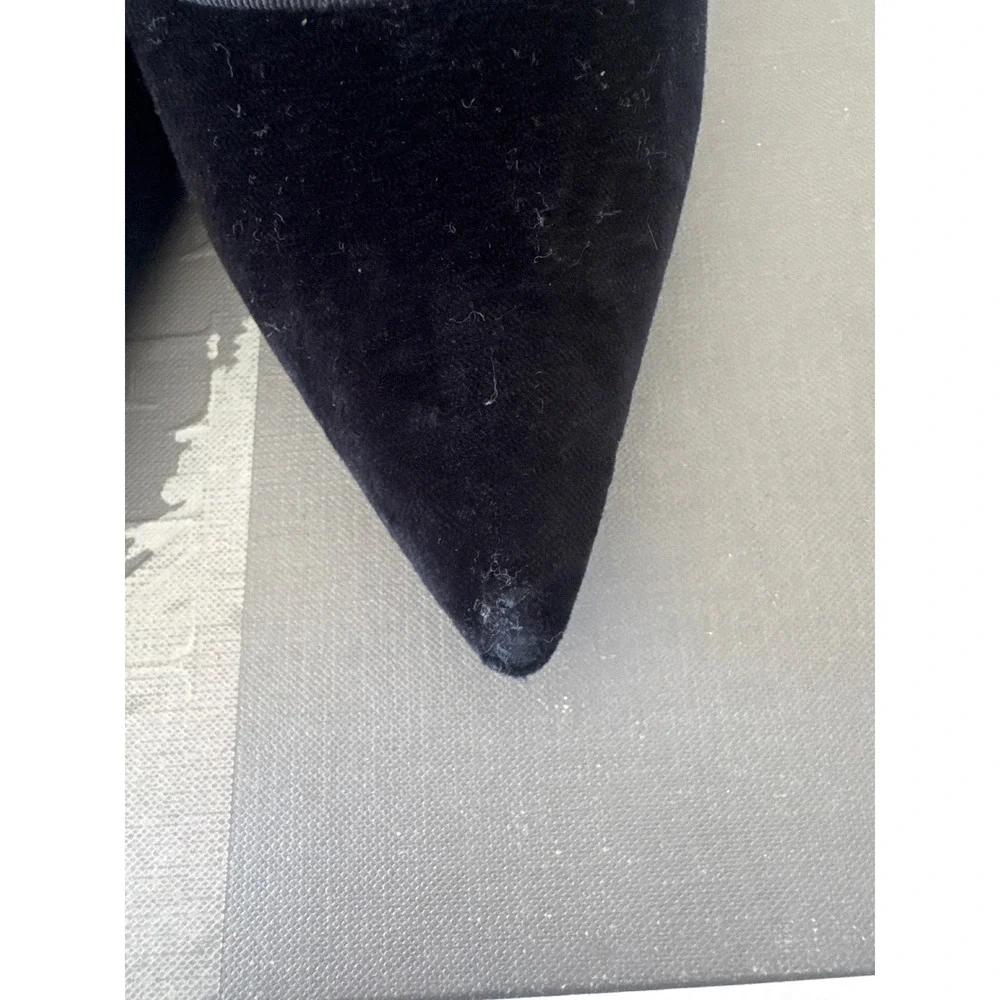 Alexander McQueen Black Velvet Pointed Toe Stiletto Pumps Size 39 Made in Italy